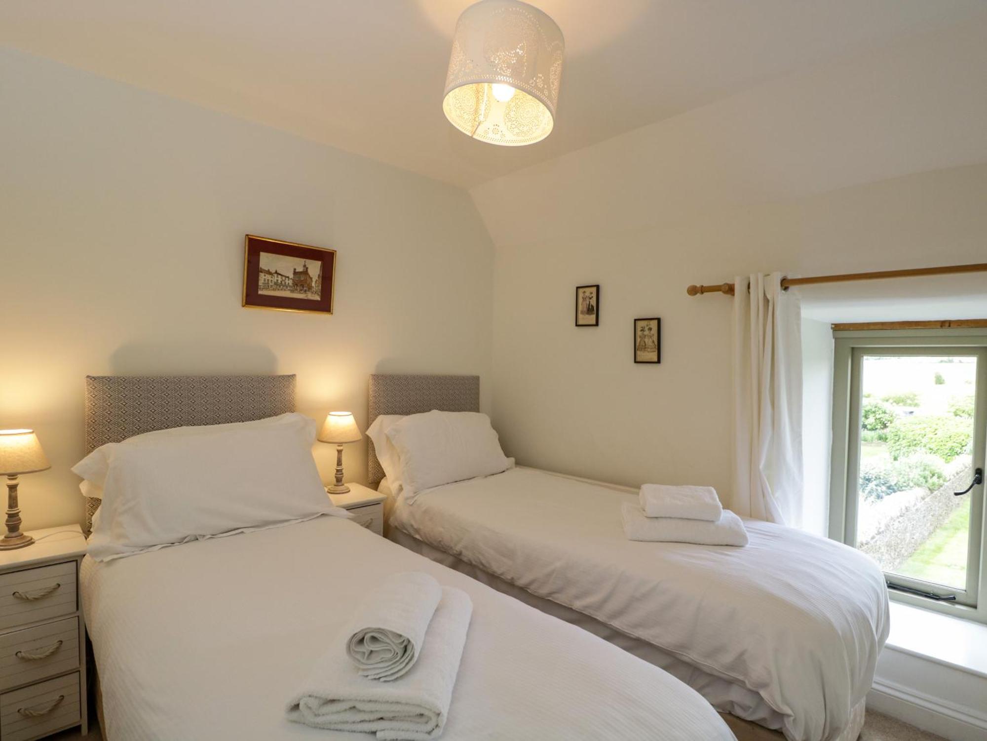 Little Owl Barn Villa Бърфорд Екстериор снимка